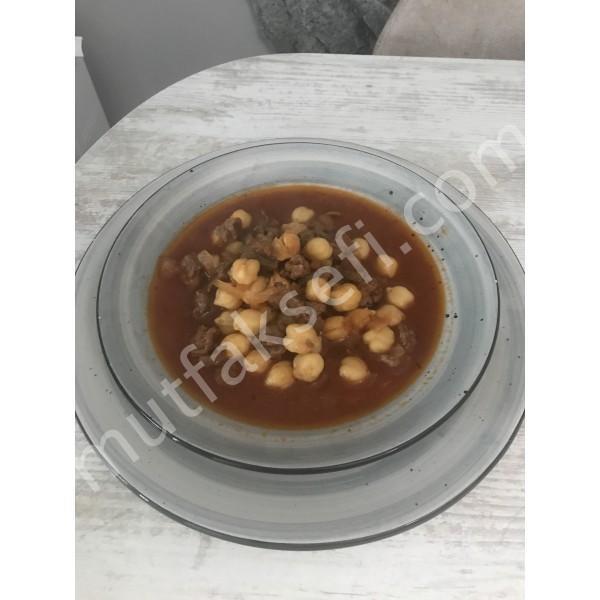 Etli nohut yemeği