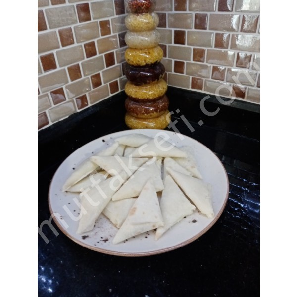 Dondurulmuş muska börek