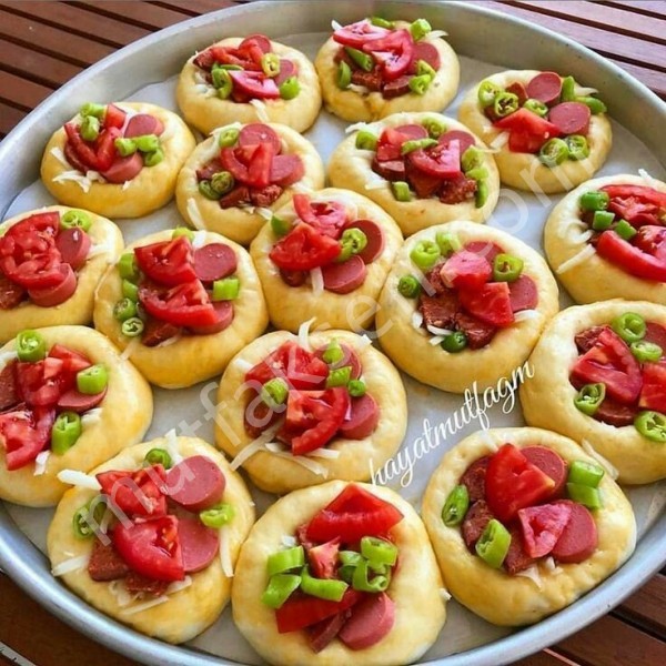 Minik pizzalar